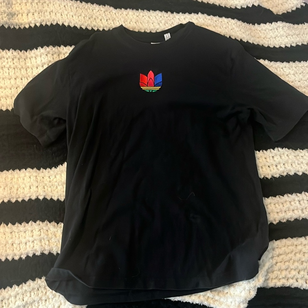 Medium Black Adidas Colorful Logo Men’s T Shirt